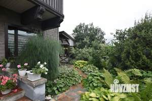 Коттедж 290м², 2-этажный, участок 11 сот.  