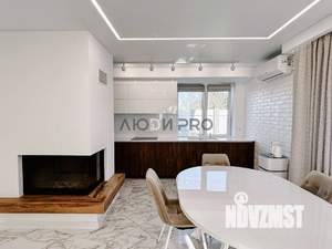 Коттедж 180м&sup2;, 2-этажный, участок 15 сот.  