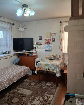 Дом 50м², 2-этажный, участок 6 сот.  