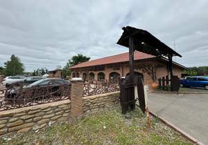 Дом 180м&sup2;, 3-этажный, участок 20 сот.  