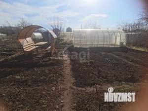 Дом 10м&sup2;, 2-этажный, участок 4 сот.  