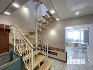 Таунхаус 105м&sup2;, 3-этажный, участок 1 сот.  