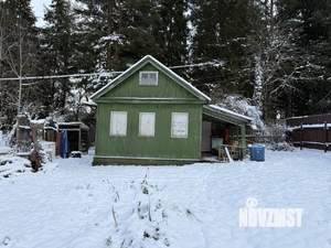 Дом 10м&sup2;, 2-этажный, участок 5 сот.  