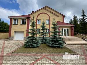 Коттедж 422м², 3-этажный, участок 13 сот.  