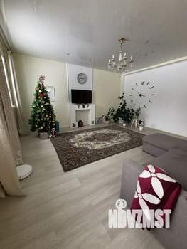 Коттедж 180м&sup2;, 2-этажный, участок 12 сот.  