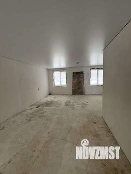 Дом 102м&sup2;, 2-этажный, участок 4 сот.  