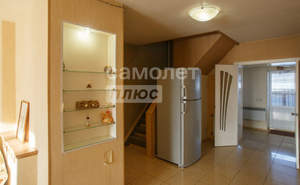 Дом 312м&sup2;, 3-этажный, участок 11 сот.  