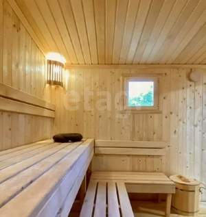 Дом 20м&sup2;, 2-этажный, участок 5 сот.  