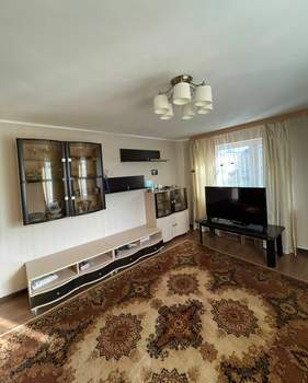 Дом 204м&sup2;, 3-этажный, участок 12 сот.  