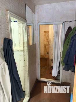 Дом 10м&sup2;, 2-этажный, участок 5 сот.  