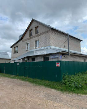 Дом 312м&sup2;, 3-этажный, участок 11 сот.  