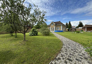 Дом 219м&sup2;, 2-этажный, участок 16 сот.  