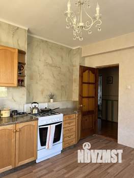 Дом 188м&sup2;, 2-этажный, участок 15 сот.  