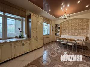 Дом 356м², 2-этажный, участок 16 сот.  