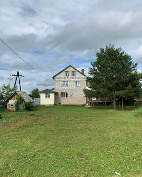 Дом 312м&sup2;, 3-этажный, участок 11 сот.  