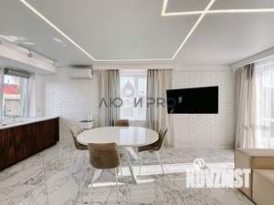 Коттедж 180м&sup2;, 2-этажный, участок 15 сот.  