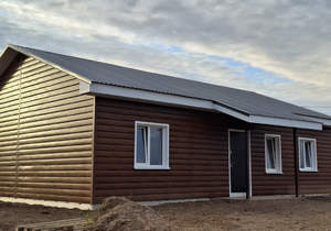 Дом 100м&sup2;, 1-этажный, участок 6 сот.  