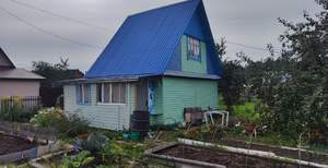 Дом 40м&sup2;, 2-этажный, участок 9 сот.  