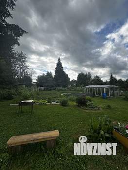 Дом 60м², 2-этажный, участок 10 сот.  