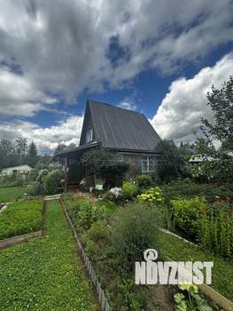 Дом 60м², 2-этажный, участок 10 сот.  