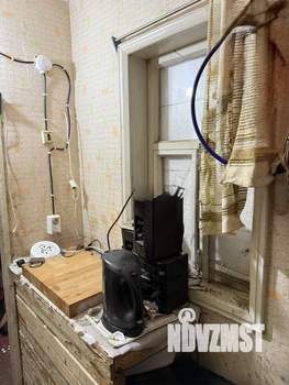 Дом 10м&sup2;, 2-этажный, участок 5 сот.  