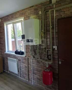 Дом 100м&sup2;, 2-этажный, участок 24 сот.  