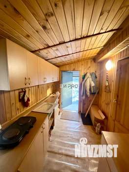 Дом 40м&sup2;, 2-этажный, участок 6 сот.  