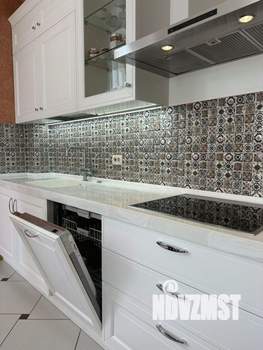 Коттедж 449м&sup2;, 2-этажный, участок 11 сот.  