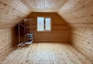 Дом 70м&sup2;, 2-этажный, участок 10 сот.  