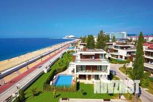 Дом 680м², 2-этажный, участок 15 сот.  