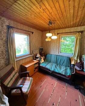 Дом 23м², 2-этажный, участок 9 сот.  