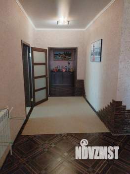 Дом 290м², 2-этажный, участок 15 сот.  