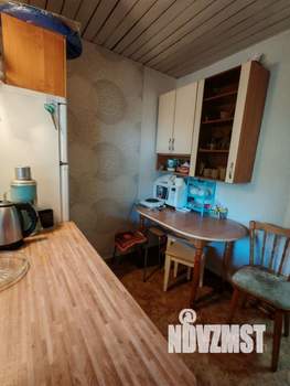 Дом 30м², 2-этажный, участок 3 сот.  