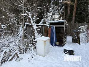 Дом 10м², 2-этажный, участок 5 сот.  