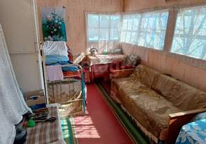 Дом 20м&sup2;, 2-этажный, участок 12 сот.  