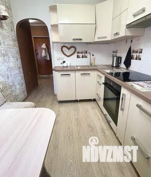 1-к квартира, посуточно, 37м2, 2/10 этаж