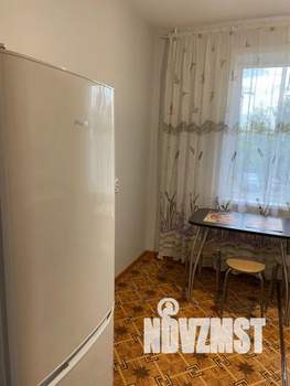 1-к квартира, посуточно, 34м2, 2/10 этаж