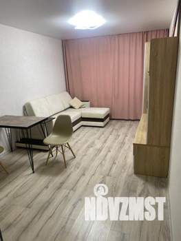 Студия квартира, на длительный срок, 27м2, 17/18 этаж