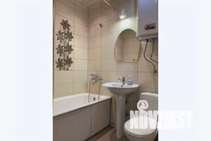 1-к квартира, посуточно, 42м2, 1/9 этаж