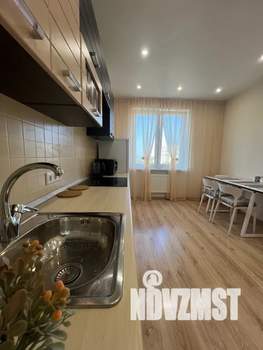 1-к квартира, посуточно, 45м2, 6/25 этаж