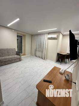 1-к квартира, посуточно, 38м2, 5/10 этаж