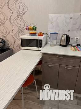 Студия квартира, посуточно, 25м2, 16/17 этаж