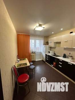 1-к квартира, посуточно, 42м2, 6/10 этаж