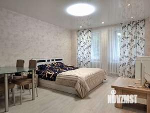 Студия квартира, на длительный срок, 34м2, 1/10 этаж