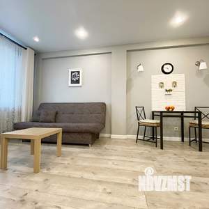2-к квартира, посуточно, 46м2, 8/25 этаж