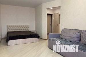 1-к квартира, посуточно, 40м2, 8/10 этаж