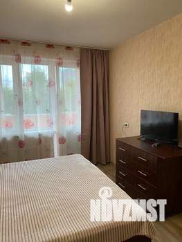 1-к квартира, посуточно, 34м2, 2/10 этаж