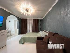 Студия квартира, посуточно, 38м2, 2/9 этаж