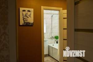 1-к квартира, посуточно, 56м2, 1/1 этаж