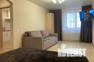 1-к квартира, посуточно, 40м2, 8/10 этаж